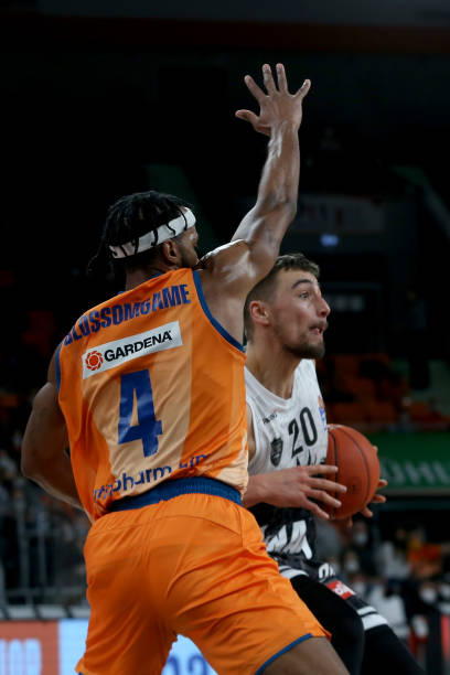 各界关注的 各界关注的